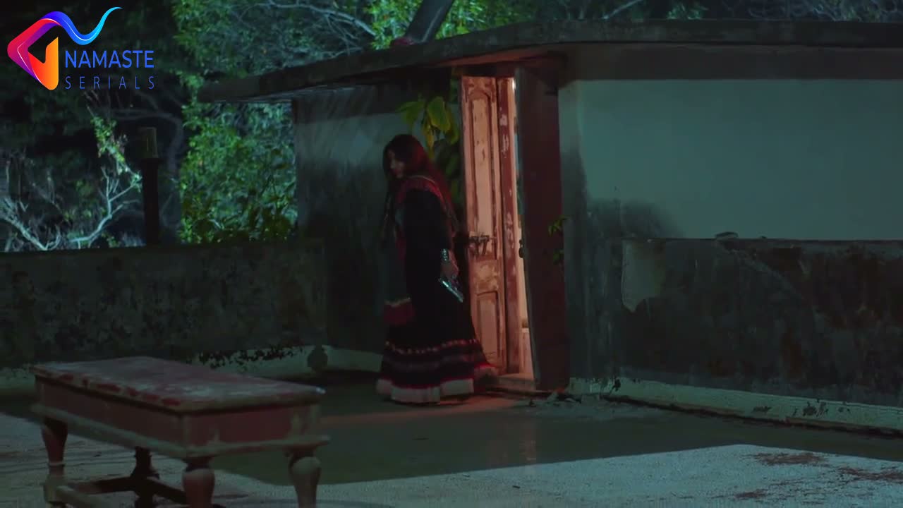Aaina – Oglinda adevărului - Aaina - Roop Nahi, Haqikat Bhi Dikhaye Episodul 21 subtitrat în română