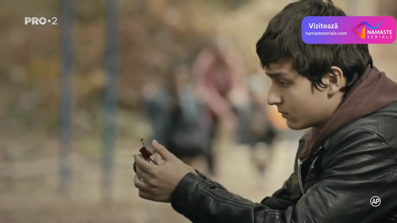 Siyah Beyaz Așk - Dragoste in alb și negru tv Episodul 13