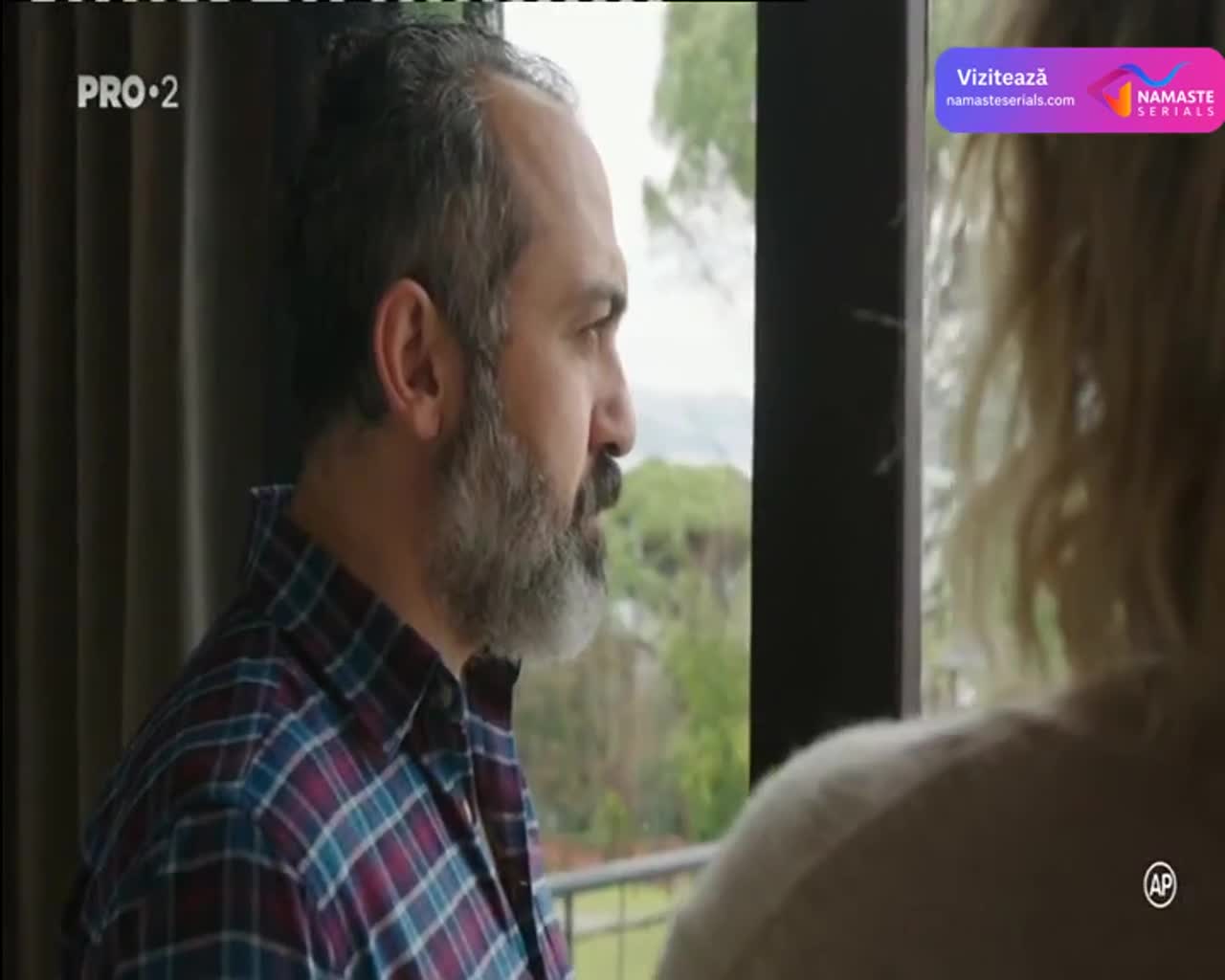 Bana Sevmeyi Anlat - O singură privire Episodul 33