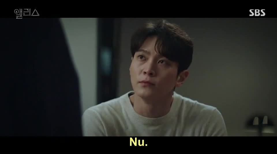 Alice Episodul 9